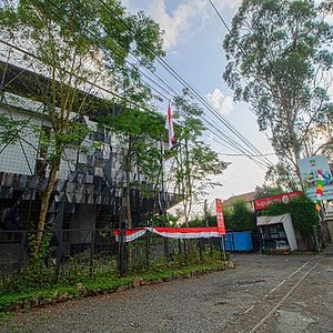 Hotel Kupu Kupu Lembang