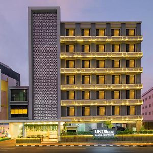 Unisi Hotel Malioboro - Jogja Syariah